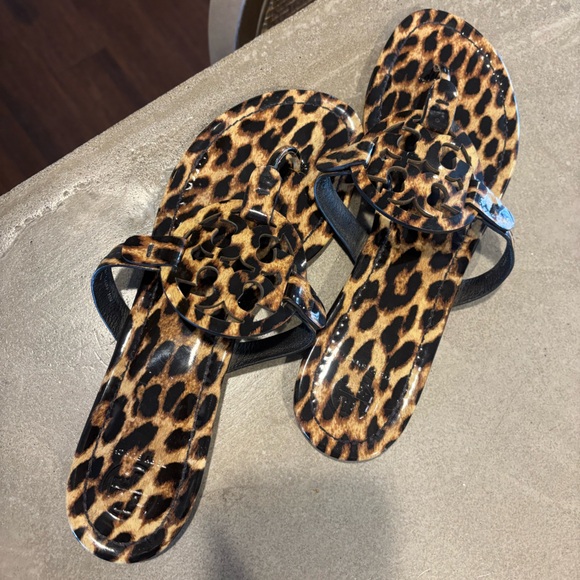 Tory Burch Miller Patent Sandal - Picture 3 of 7